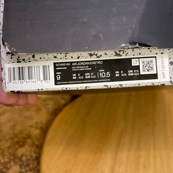 Air Jordan 6 Retro Sz 9/10.5W - white /Dark Blue, Fair Cond, orginal box good co - Picture 11 of 11